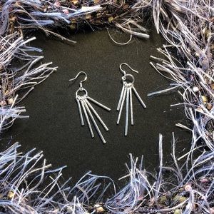 NEW Fashion Sparkling Bar Earrings